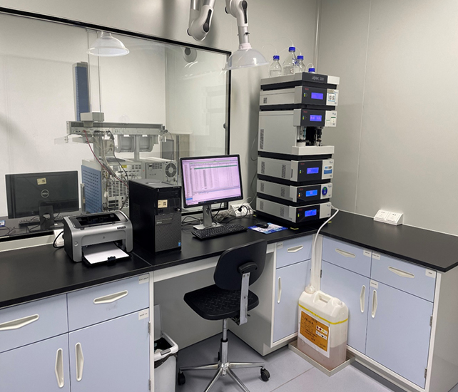 High performance liquid chromatography detector (HPLC)